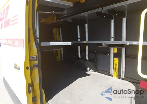 2019 Ford Transit-250 z USA, uszkodzony, nr VIN 1FTYR3XM4KKA38695